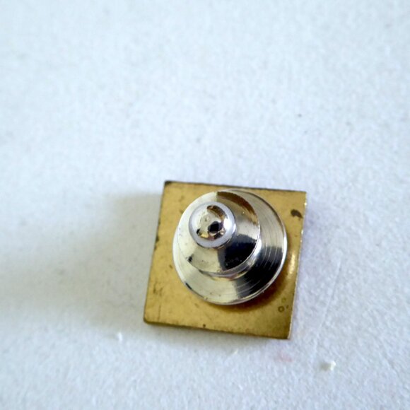 VINTAGE BOY SCOUTS OF AMERICA SCARF SLIDE & CUB BOBCAT SCOUTS PIN LOT (USED) - Picture 5 of 10